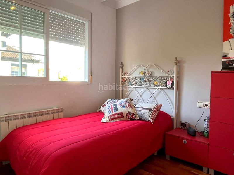 Foto 65ffd202-63fd-4f8a-adbe-ca02ebd41d30. Xalet amb xemeneia calefacció piscina a Peligros