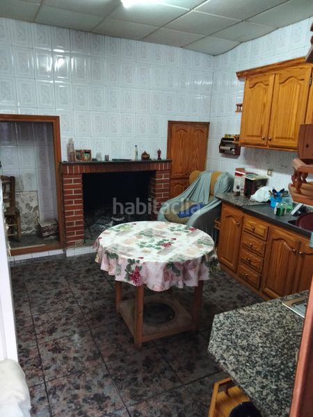 Foto e81c85e3-cae6-46ed-a4d3-719d38493b17. Casa amb xemeneia a Pozo Alcón