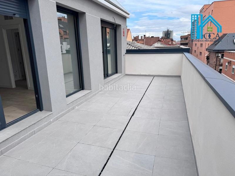 Foto 7d22bb94-3d16-4f16-967d-22aed3dc4df0. Ático  en venta en calle valentín llaguno en Madrid