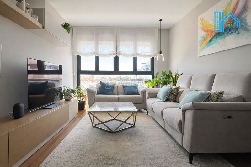 Foto 60469634-aca4-4200-9d66-8cf9223bc204. Pis amb calefacció piscina a Almendrales Madrid