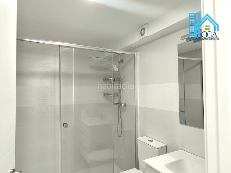 Foto b1c299de-03dd-409c-abd9-1352062b1758. Pis amb aparcament piscina a Centro Móstoles