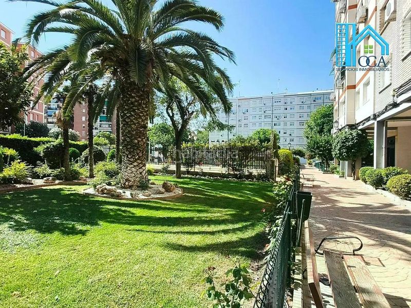 Foto b396df3c-a43a-4b30-852b-be708dd68761. Appartamento con parcheggio piscina in Centro Móstoles