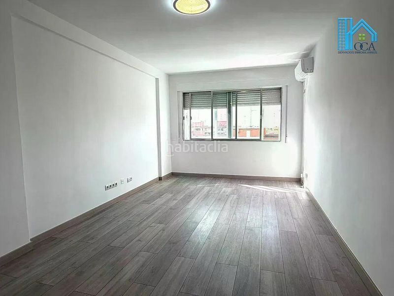 Foto e5f54b9f-3184-4f9f-903d-8e1920d7dae4. Appartamento con parcheggio piscina in Centro Móstoles