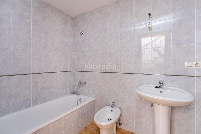 Foto b6ab5d65-cd1c-40bf-9b50-ee5588da22a2. Casa adossada amb calefacció aparcament a Torres