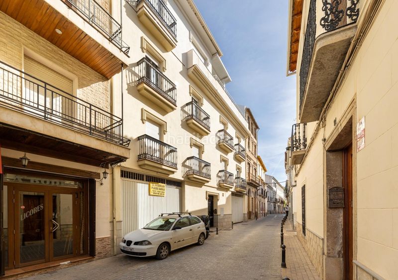 Foto 9f52d664-b32e-4884-a662-94cfe4e2b4ac. Pis amb aparcament a Íllora