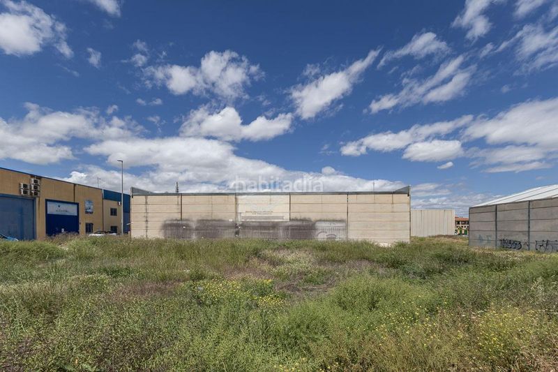 Foto 3d8b4d5b-760f-4b8d-b685-f6f36c2b08ad. Industrial plot in paseo de las andás 7 in Las Flores - Huerta Gabias (Las)