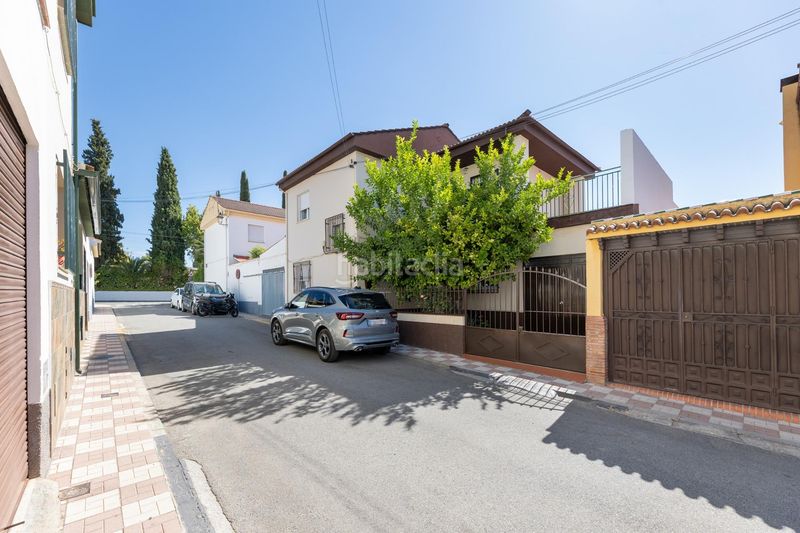 Foto 1850ddbd-63a1-45ee-bae0-14d6a5f1d86c. Haus mit parking in Albolote