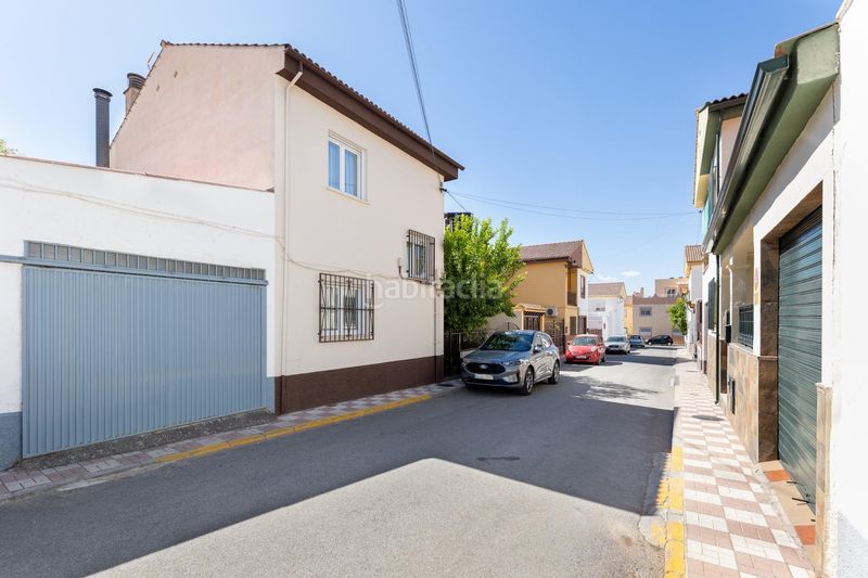Foto a3da7470-d0ce-4b83-9e1a-1e1ca6258903. Haus mit parking in Albolote