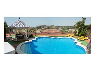 Chalet à Centro. Fantástica villa con vistas al mar en torre del mar, málaga