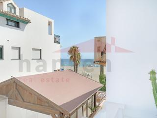 Casa adossada a Caleta de Velez. Adosado reformado a un paso de la playa en caleta de vélez