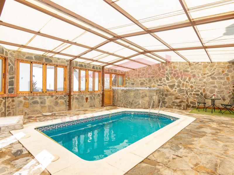 Foto 598a9c98-5964-409f-a3f4-005877f47f93. Casale con piscina in Sayalonga