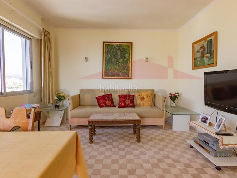 Foto a44ceccd-f3e9-4a3a-b3bc-bfee1ea84e7f. Piso  en venta en décima planta con piscina comunitaria 1 dormitorio con posibilidad de 2 en Torre del Mar