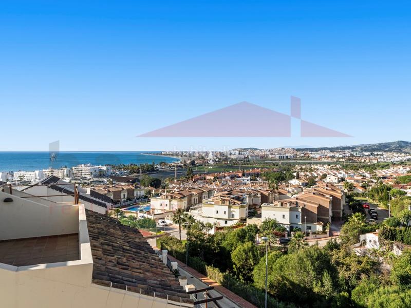 Foto 1dfdad8d-9815-4cf2-afb9-0051e0eb4959. Maison jumelée avec parking piscine dans Caleta de Velez