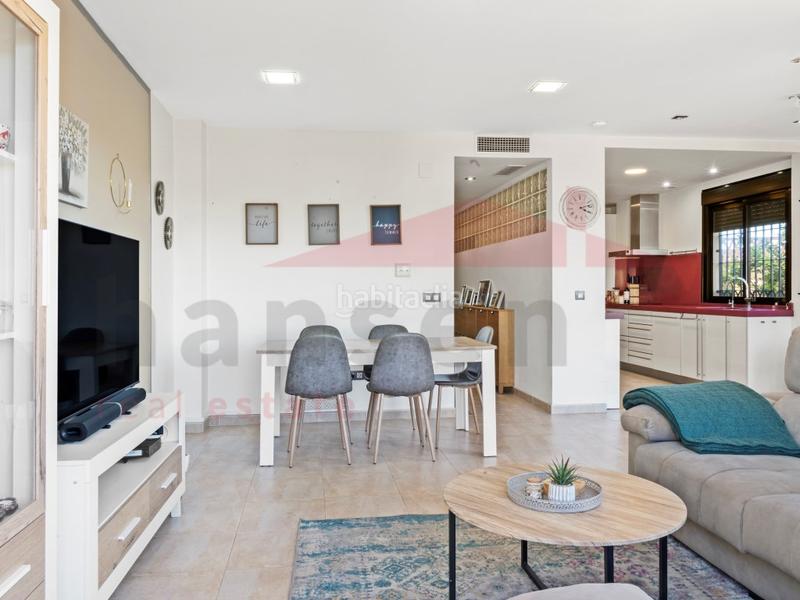 Foto a2696e84-6006-430d-bb4b-446430730b0c. Maison jumelée avec parking piscine dans Caleta de Velez