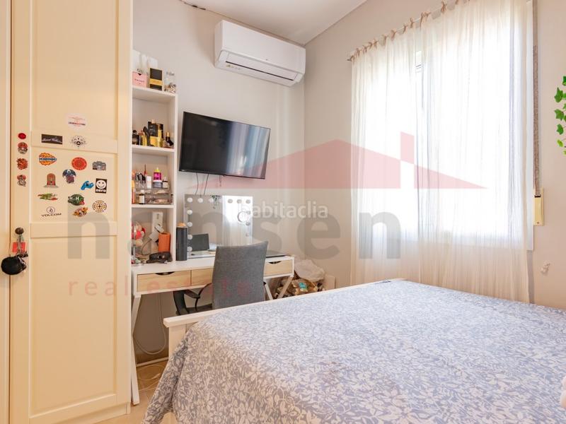 Foto ca63c132-0e21-404e-a81c-72277acabc3e. Chalet con parcheggio piscina in Almayate Bajo
