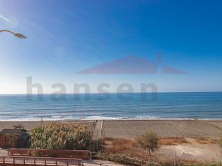 Casa adossada  N/a. Casa en primera linea de playa en benajarafe con impresionantes