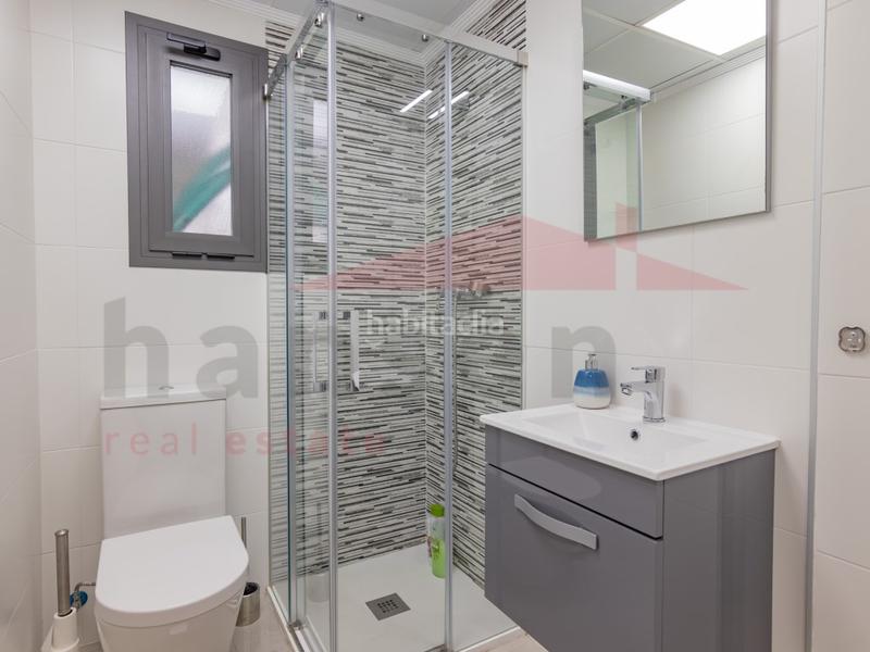 Foto 7f7b28b3-4b75-4b73-ba92-577f7041f162. Location appartement avec parking piscine dans Poniente-Faro Torre del Mar