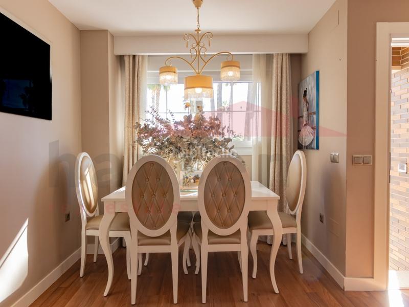 Foto 0b23e7e0-e899-4e41-8c30-29d7ed5be390. Maison avec parking dans Paseo Marítimo de Levante Torre del Mar