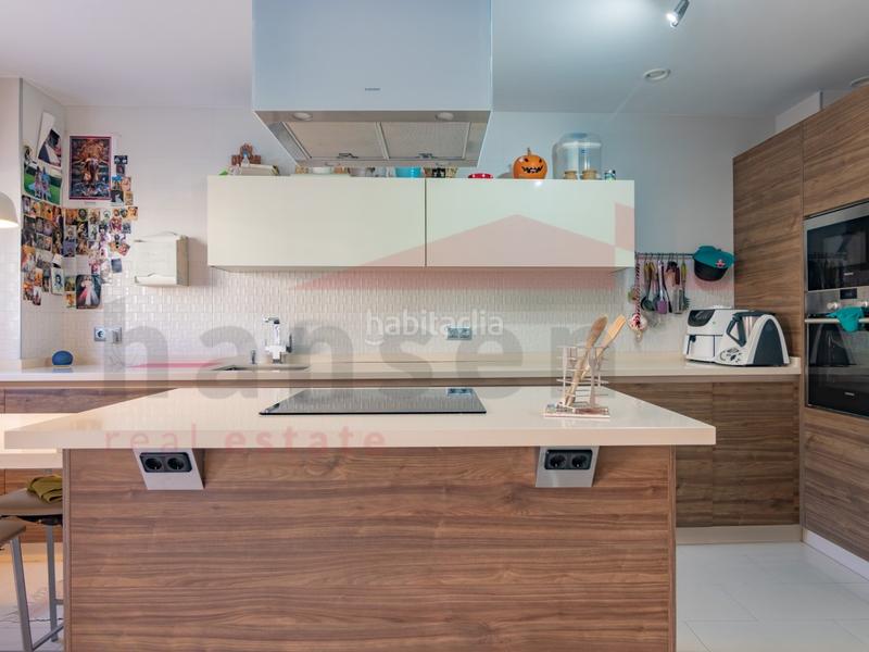 Foto 0e02bd17-0fa9-4a25-abc7-156fe18c233c. Maison avec parking dans Paseo Marítimo de Levante Torre del Mar