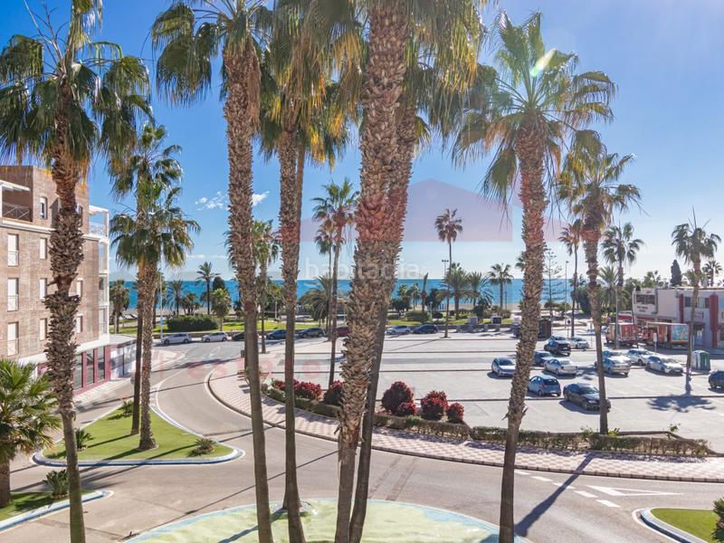 Foto 188618d1-07c3-4201-8ec0-9e7231d7eb5e. Maison avec parking dans Paseo Marítimo de Levante Torre del Mar