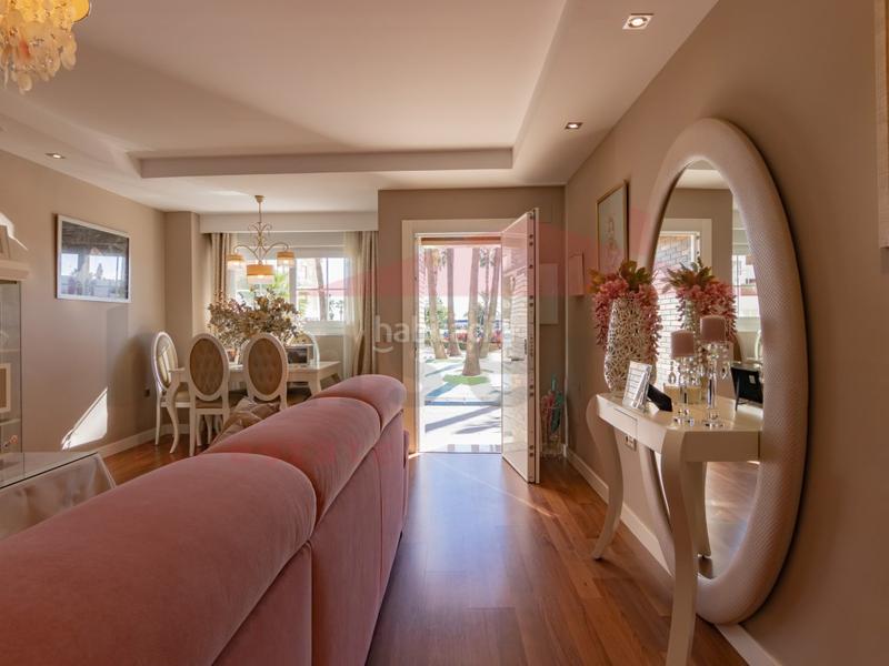 Foto 1df17111-5e79-4fb1-bc9a-bc6decf5695d. Maison avec parking dans Paseo Marítimo de Levante Torre del Mar