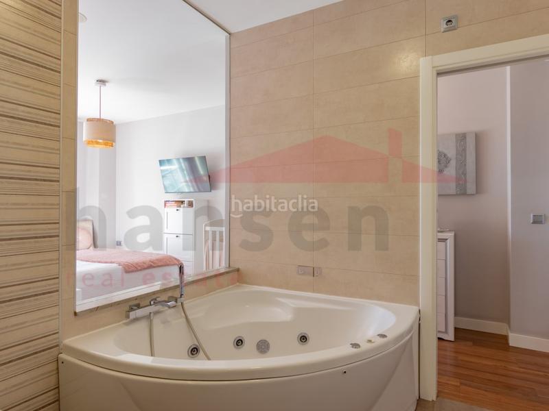 Foto 3b596001-b3c8-43a5-959b-ff6e0b468ab2. Maison avec parking dans Paseo Marítimo de Levante Torre del Mar