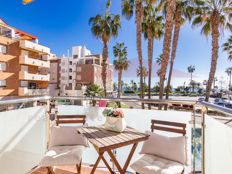 Foto b8f7f834-c839-4fa1-8ba8-0f559a6e9aa9. Maison avec parking dans Paseo Marítimo de Levante Torre del Mar