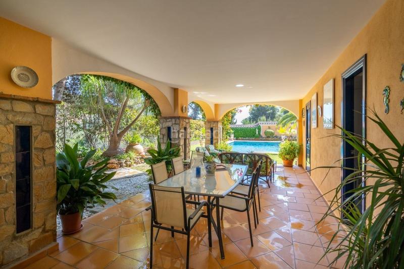 Foto 4441524e-55b3-439e-af89-cd068e063cdf. Chalet el coto villa 4 dormitorios 1000 m2 parcela piscina en Mijas