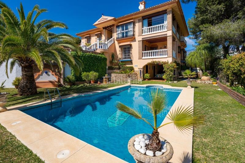 Foto 7ce0c759-7de9-4693-9c29-ad909bcd09dd. Chalet el coto villa 4 dormitorios 1000 m2 parcela piscina en Mijas