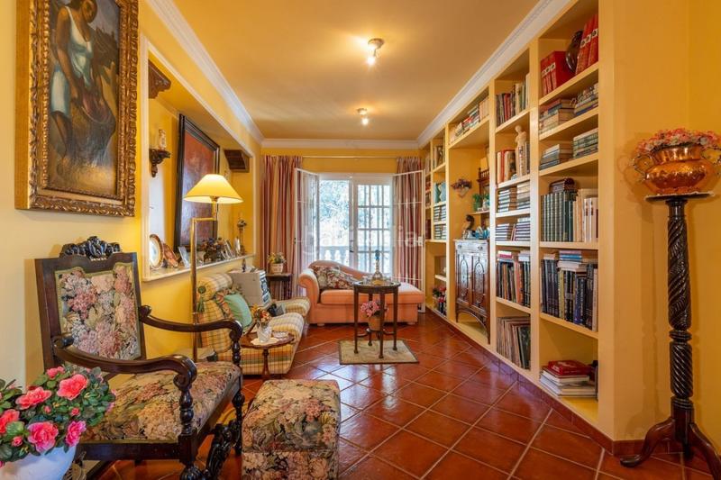 Foto 90b39931-04f2-46e7-a0dd-54c469f375ba. Chalet el coto villa 4 dormitorios 1000 m2 parcela piscina en Mijas