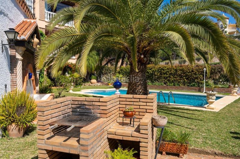 Foto b064b94a-1919-454c-b696-e312bc11bffb. Chalet el coto villa 4 dormitorios 1000 m2 parcela piscina en Mijas