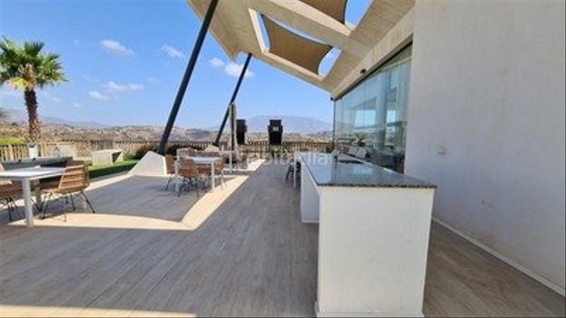 Foto abd0432e-0d70-4020-bd28-d1651946f1da. Piso la cala piso de 3 dormitorios 2 baños piscina terraza garaje trastero en Mijas