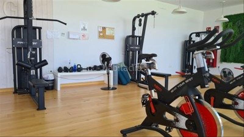 Foto b3dcd891-a4e9-4df4-9c31-ecb5776a7c50. Piso la cala piso de 3 dormitorios 2 baños piscina terraza garaje trastero en Mijas