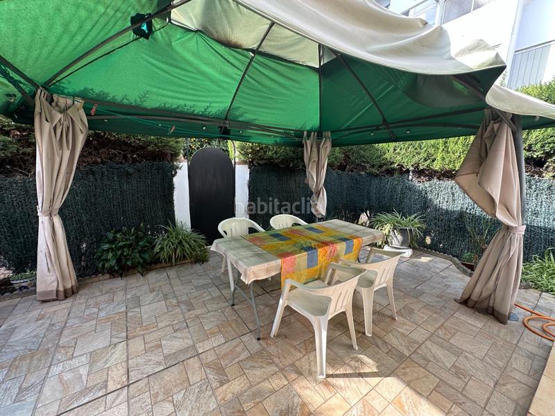 Foto dcd834c8-81fb-42f1-963e-420362ed83fe. Casa pareada el coto pareada con encanto de 3 dormitorios con patio 40 m2 y sótano en Mijas