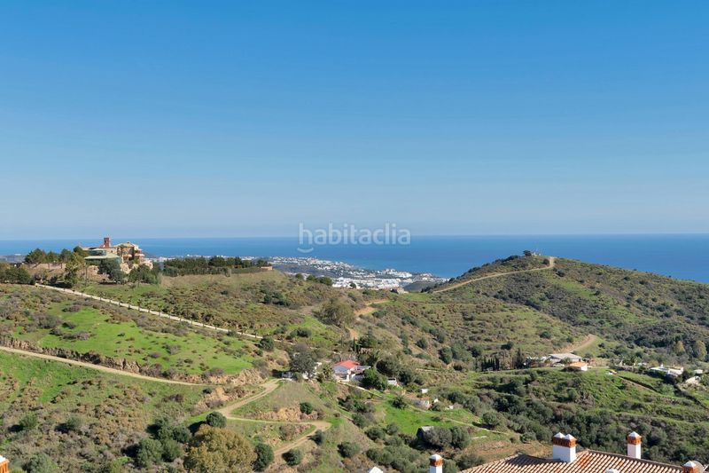 Foto b9697f7b-53f8-4c51-bd7c-d66e71d492aa. Àtic amb calefacció aparcament piscina a Calahonda Mijas