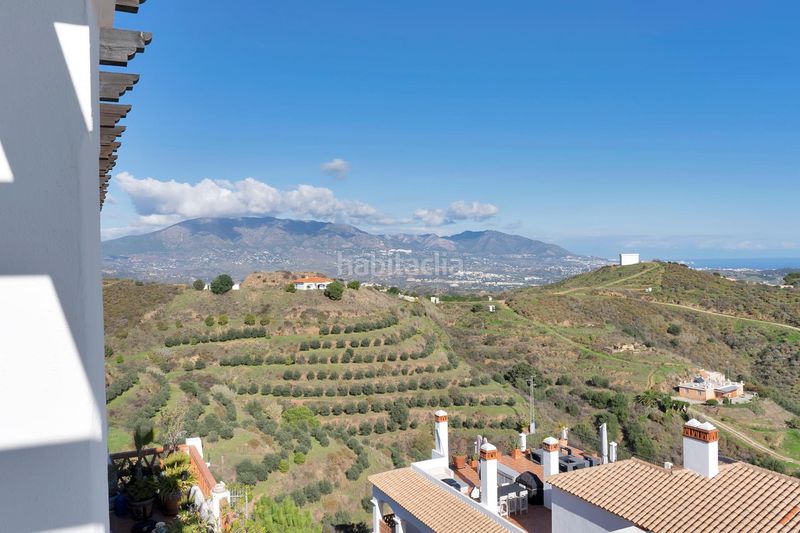 Foto fbd76a6b-5732-4ca3-b035-b4dfc7649d52. Àtic amb calefacció aparcament piscina a Calahonda Mijas