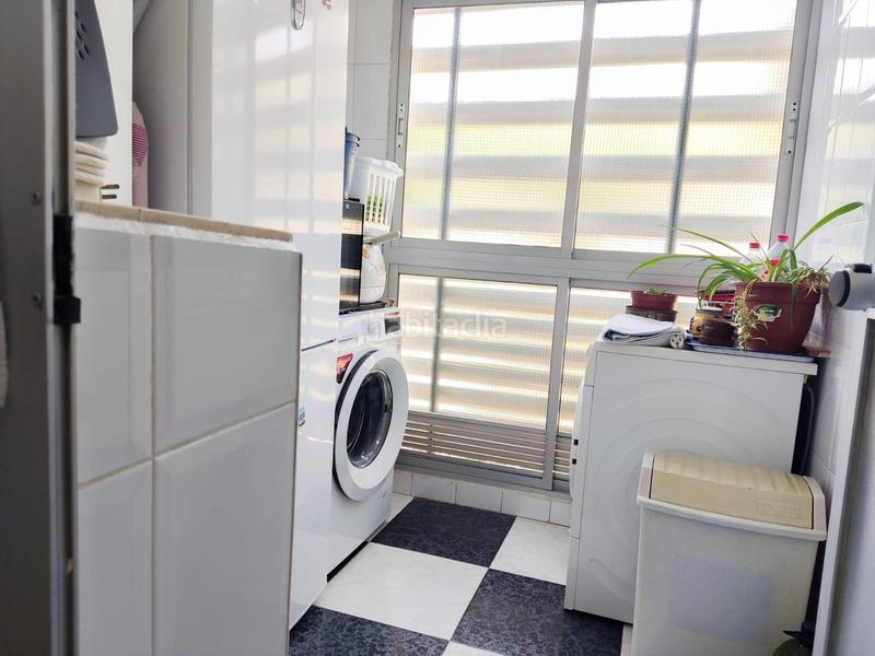 Foto 2efa0f53-d56f-4194-88ab-700177aa4874. Apartament amb aparcament piscina a Divina Pastora Marbella