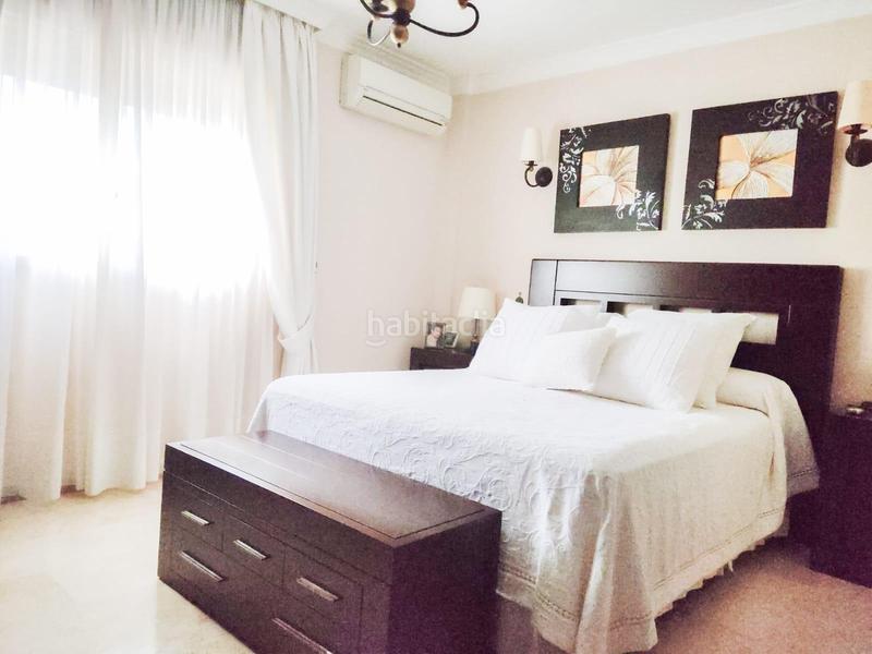 Foto 9ca70bd8-795f-4579-9d1b-c212e529dfc8. Apartament amb aparcament piscina a Divina Pastora Marbella