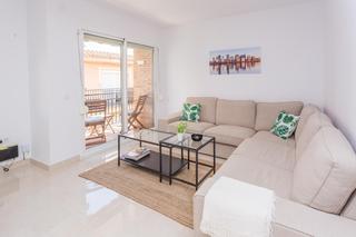 Apartament a Puerto Deportivo. Fuengirola centro  piso 3 dormitorios, balcón, 250 m de la playa