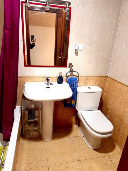 Foto 8c6dfce8-ee13-4ca2-9531-2e050e535571. Apartamento Los Pacos piso 2 dormitorios, terraza, piscina, garaje, jardín en Fuengirola