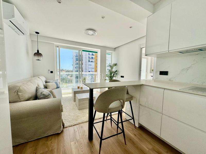 Foto bbbda457-b50c-4d56-9b6c-ae6846c00fac. Apartamento Calahonda primera línea playa apartamento 1 dormitorio reformado, vista mar, piscina en Mijas