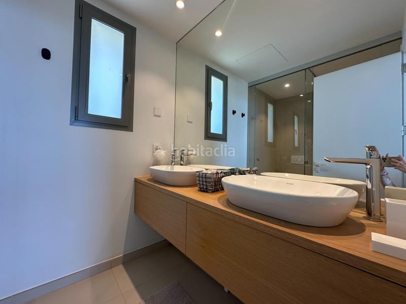 Foto 39d18b31-0ab0-4fe0-a03b-c7afbd53e9d3. Rez-de-chaussée avec chauffage parking piscine dans Mijas