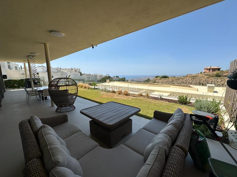 Foto 89381fb9-0750-46ba-a218-dd3613b0804d. Rez-de-chaussée avec chauffage parking piscine dans Mijas