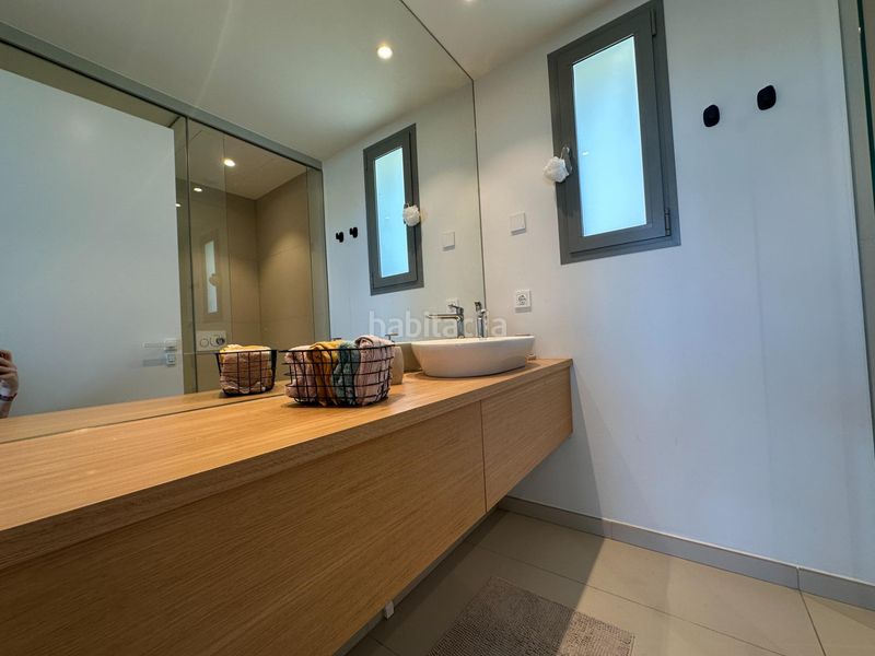 Foto b95d1a98-d363-4381-953f-6f9a30ca87e9. Piano terra con riscaldamento parcheggio piscina in Mijas