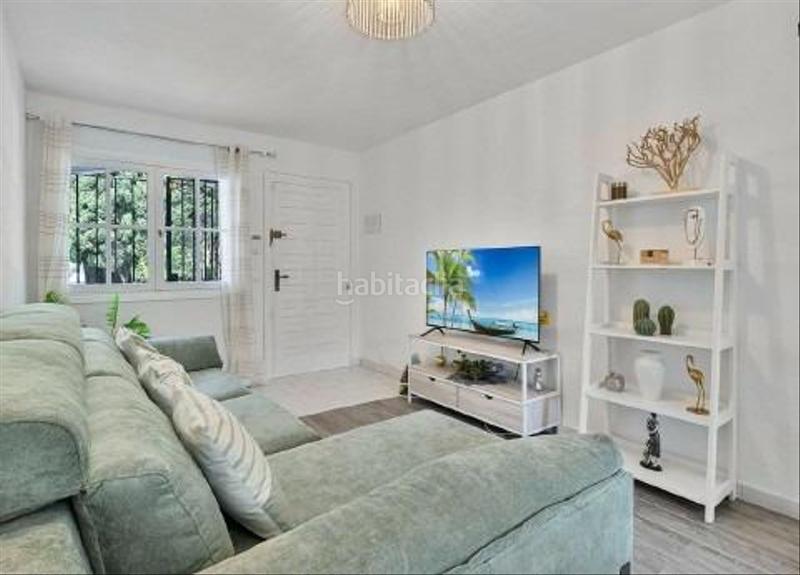 Foto c745fdb2-8771-42c3-8fde-ff66db866110. Piano terra con riscaldamento piscina in Riviera del Sol Mijas