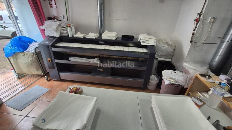 Foto b5d2aae8-5de0-4a73-b344-bf6d4b52a090. Affitto locale commerciale in Centro Benalmádena