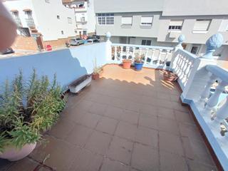 Maison jumelée à Los Ríos. Las lagunas  adosada, 4 dormitorios, terraza, patio, piscina, ga