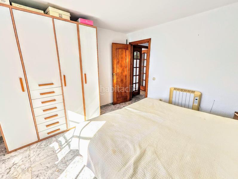 Foto dcf42c45-43d2-491c-bb83-1074420d013a. Chalet a pocos metros puerto marina villa 4 dormitorios, piscina, garaje en Benalmádena