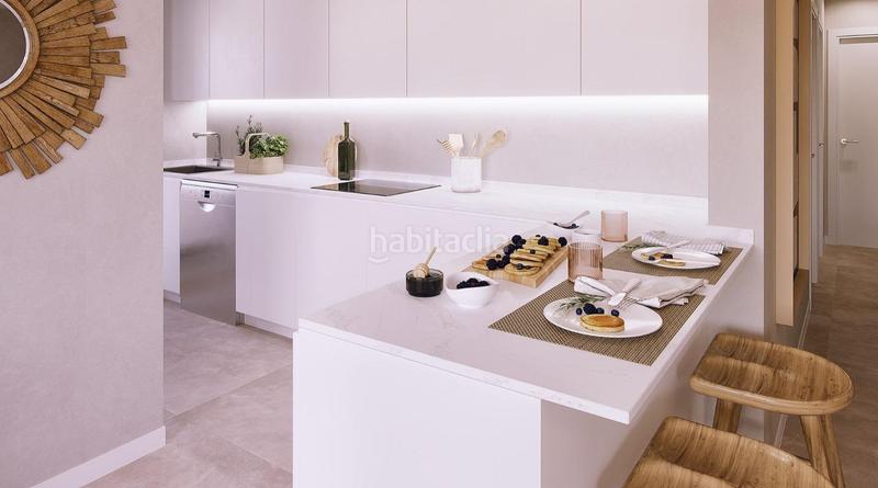 Foto 2d8009c8-4e81-43f5-bc39-cdc5a192de75. Apartament amb calefacció aparcament piscina a Montemar Torremolinos