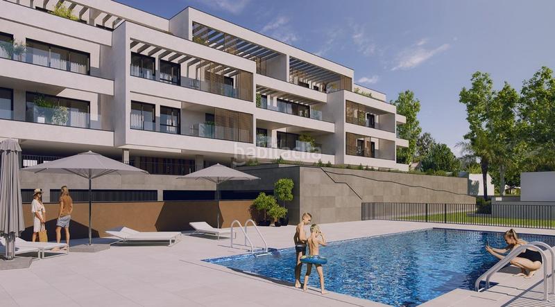 Foto 53e4b08e-b5a4-424f-ae52-1cafb3e2495f. Apartament amb calefacció aparcament piscina a Montemar Torremolinos